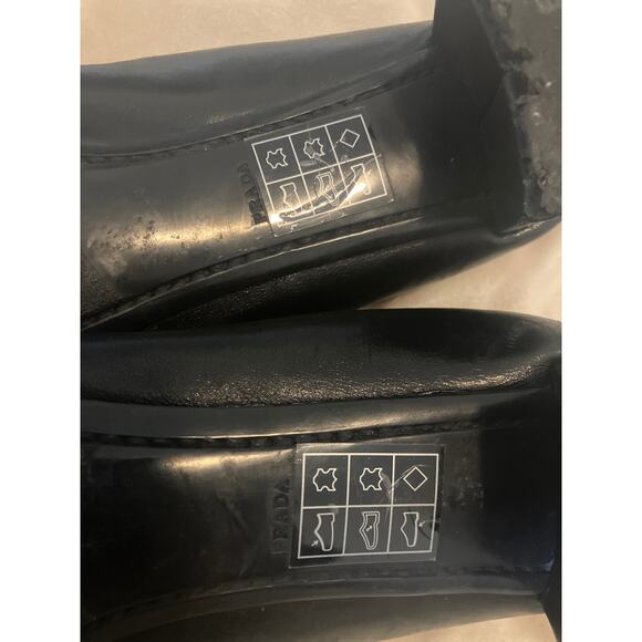 PRADA Bow Front Shoes w Chunky Block Heel Napa Leather Black 39.5 9.5 Gold Logo - Picture 8 of 12